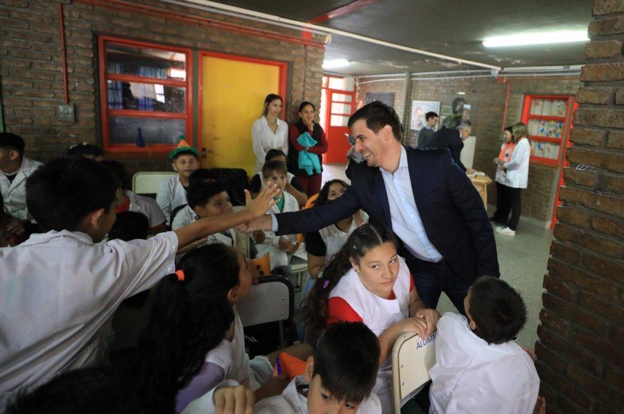 La Escuela Per&oacute;n celebr&oacute; sus 40 a&ntilde;os.