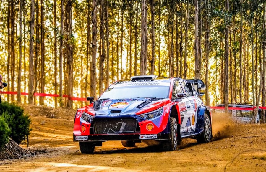 Ott Tänak es el puntero tras la etapa inicial con el Hyundai i20.