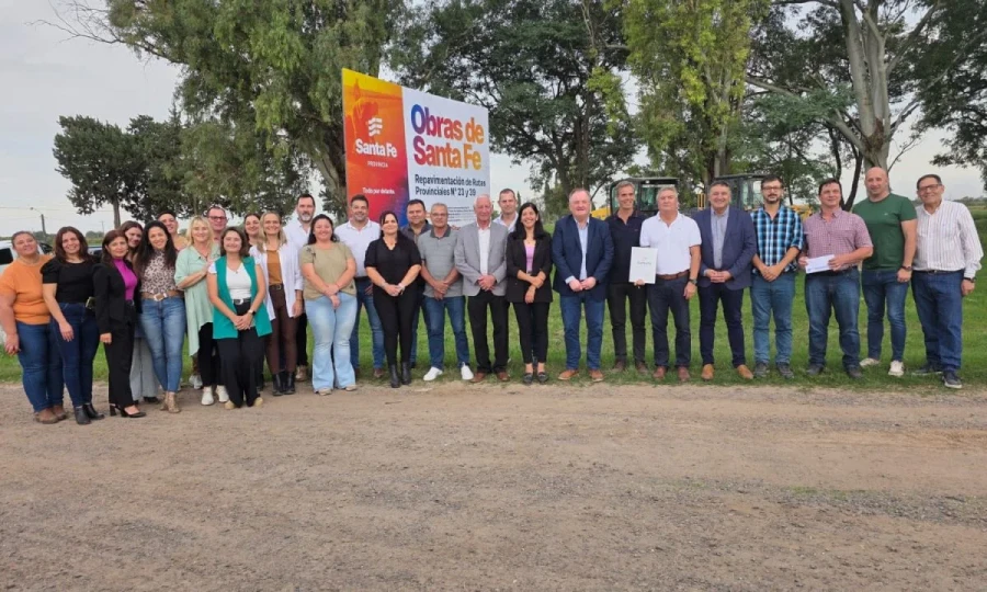 Todos los que participaron del acto en San Guillermo.