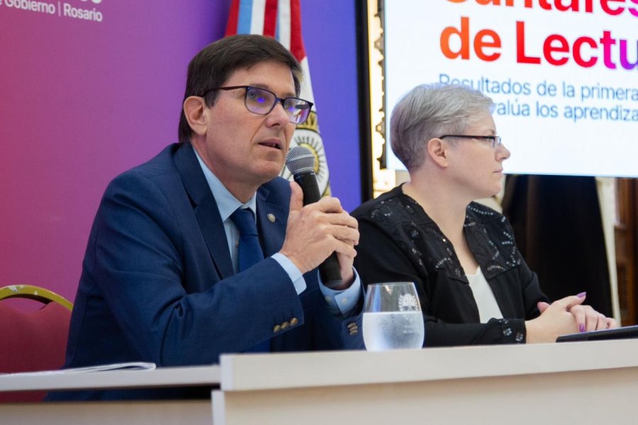 Cuáles son las medidas que Santa Fe lleva adelante para revertir “la catástrofe educativa” en materia de lectura y comprensión.