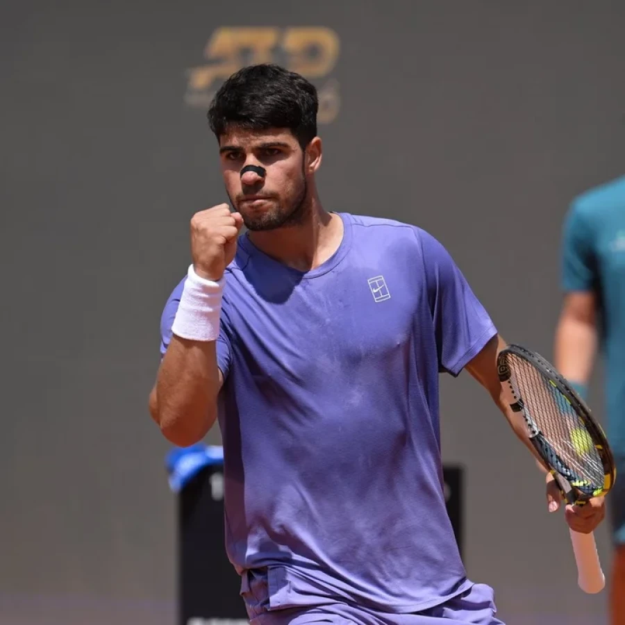 SE VIENE CON TODO. Alcaraz volvió a dar un mensaje con su título en Roma.