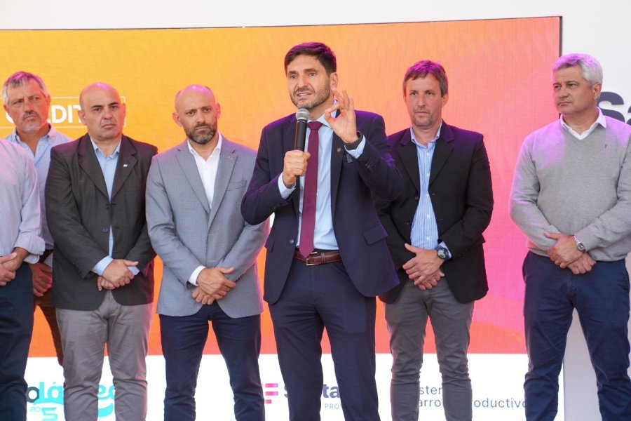 MAXIMILIANO PULLLARO. El gobernador santafesino se refiri&oacute; a la performance de los alumnos santafesinos luego de conocerse los resultados de la Evaluaci&oacute;n Santafesina de Lectura realizada en 2024.