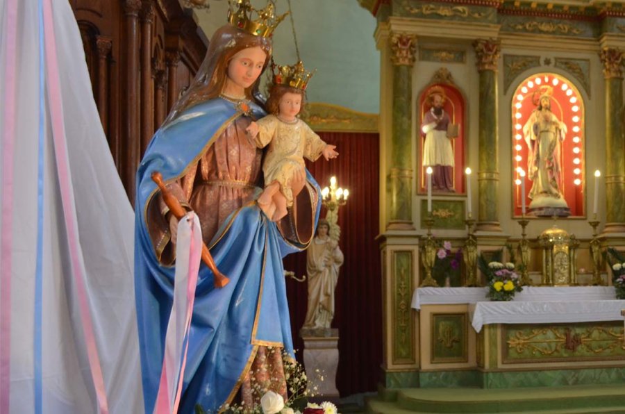 María Auxiliadora, Santa patrona de Colonia Vignaud.