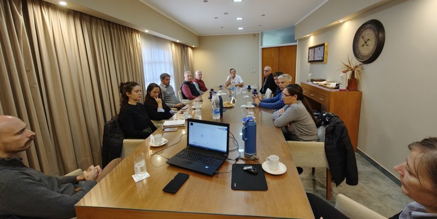 La AMDC y el Centro Comercial analizaron la problemática de los certificados presuntamente apócrifos.