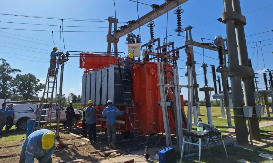 Operarios de la EPE laborando en Ceres.