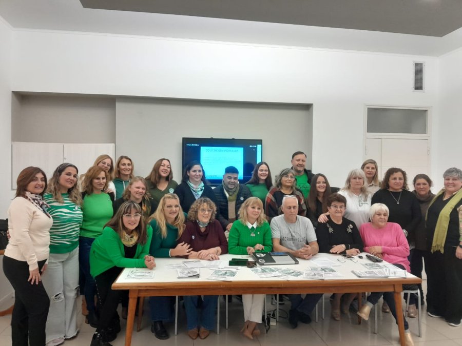 "EDUCACION POPULAR". El espacio oficialista que encabeza Gabriela Werlen hizo oficial su candidatura para las elecciones gremiales de Amsafe del pr&oacute;ximo 18 de junio.