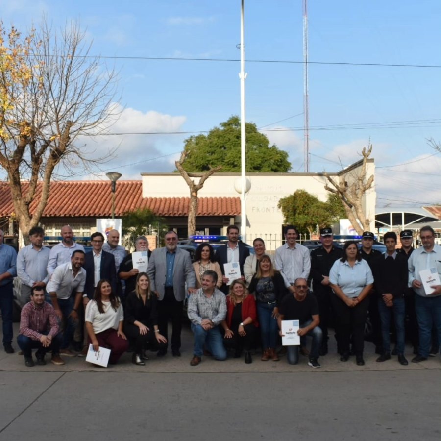 Los dirigentes que participaron de la actividad.