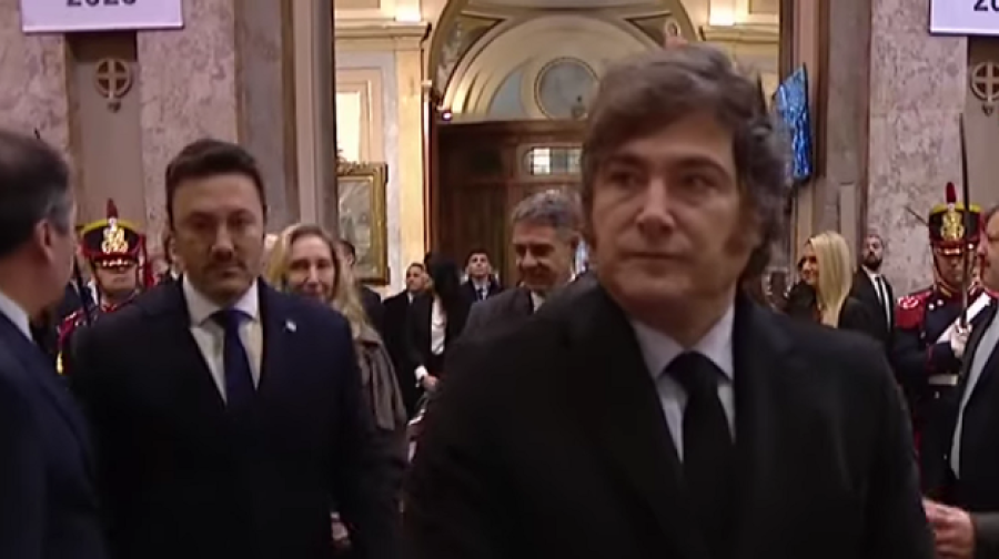 Milei evitó saludar a Jorge Macri y a Villarruel en su ingreso al Tedeum.