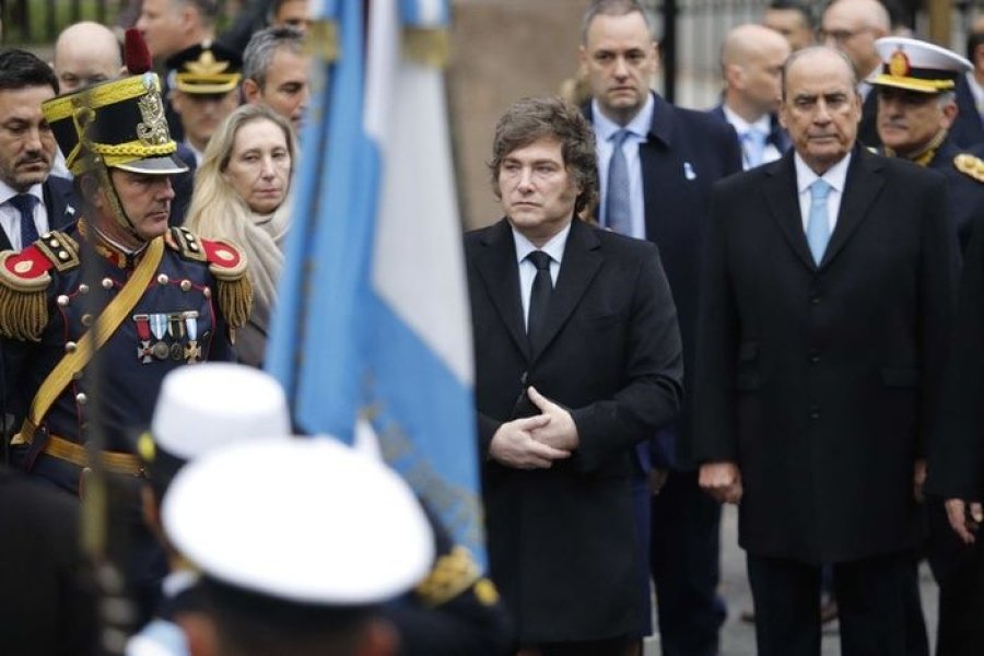 SIN DISTINTIVO PATRIO. El presidente asistió al Tedeum sin la escarapela y no pasó desapercibido en las redes sociales.