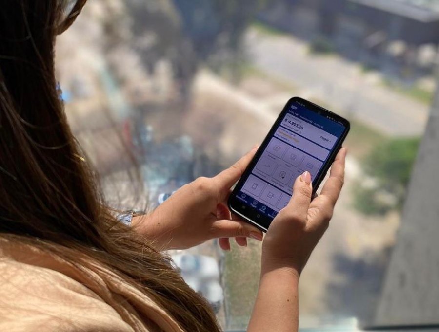 La EPE deja de cobrar facturas en sus oficinas comerciales y avanza en su modernizaci&oacute;n.