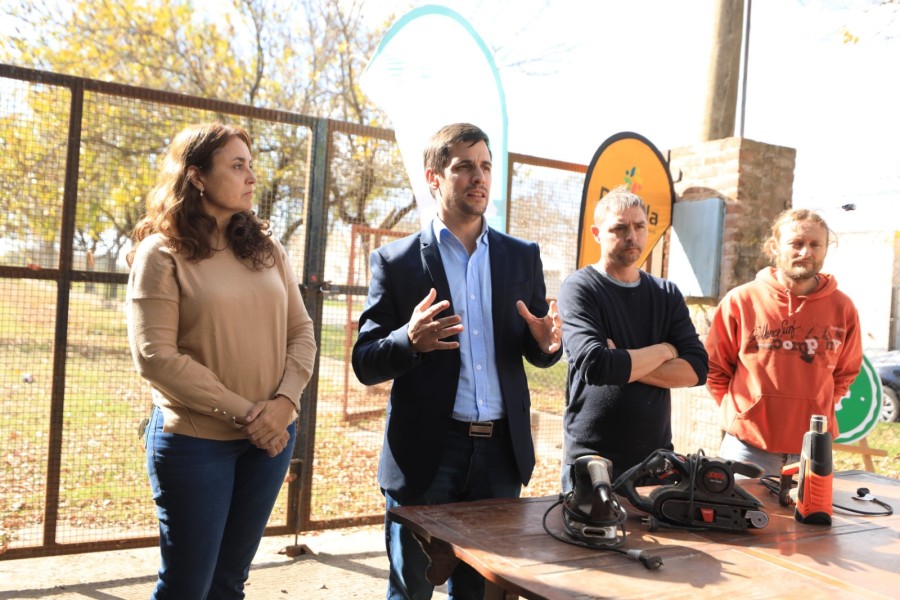 Participaron 20 ciudadanos interesados en la tem&aacute;tica.