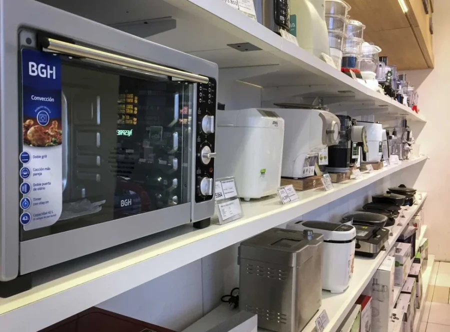 Argentina tiene precios más caros que Brasil y Chile, según un informe de la Fundación Mediterránea.