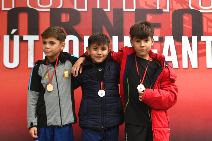 FIESTA INFANTIL. Los chicos disfrutaron de un hermoso torneo.