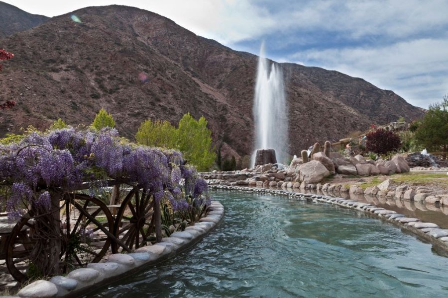 Las aguas termales y sus efectos benéficos son un atractivo para el visitante.