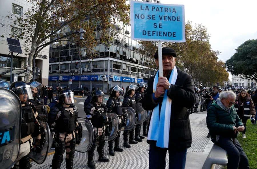 Postales de la marcha en la Plaza Congreso.