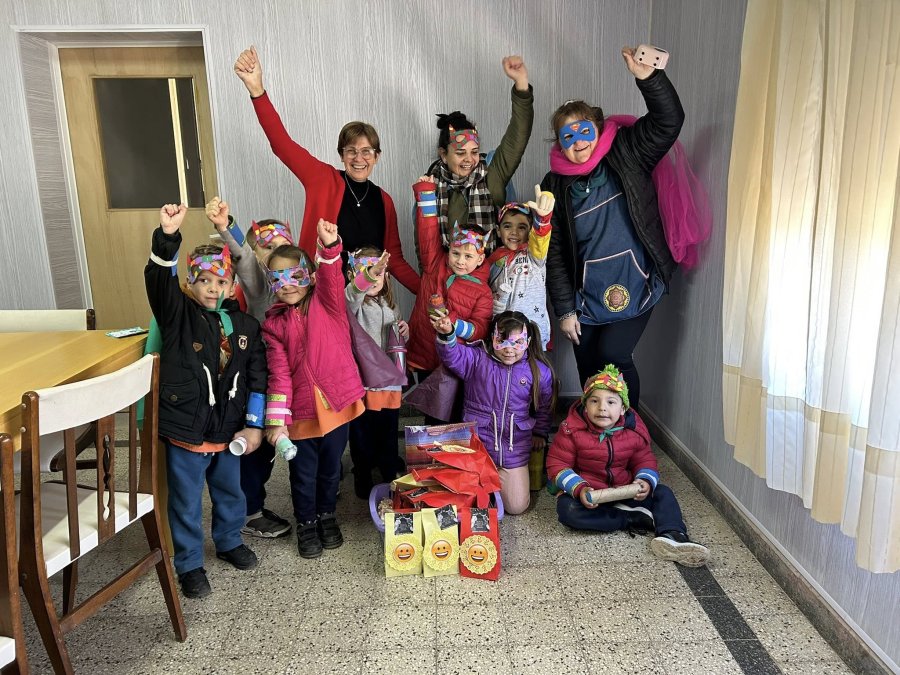 El grupo durante su visita a la Comuna.