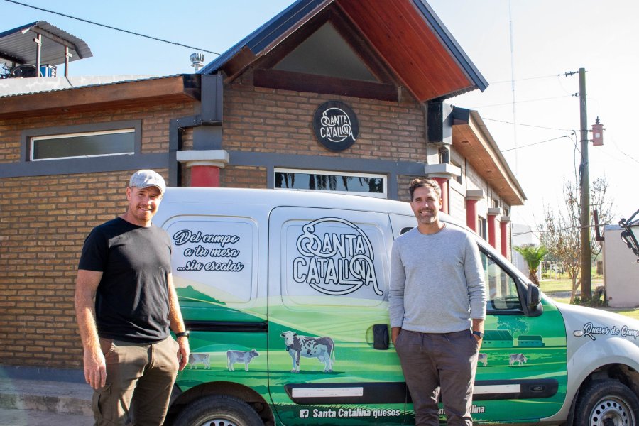 Santa Catalina, en la localidad de Lehmann, un tambo que destina su leche para la elaboraci&oacute;n de quesos.