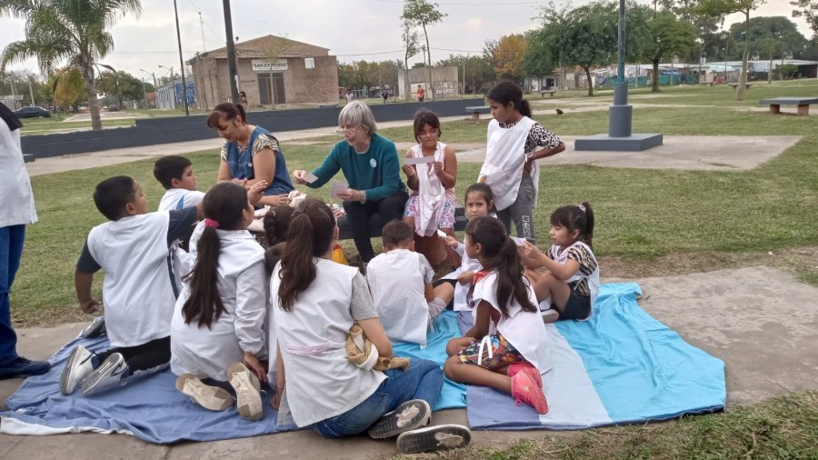 En la plaza Pedroni los ni&ntilde;os disfrutaron de la propuesta.