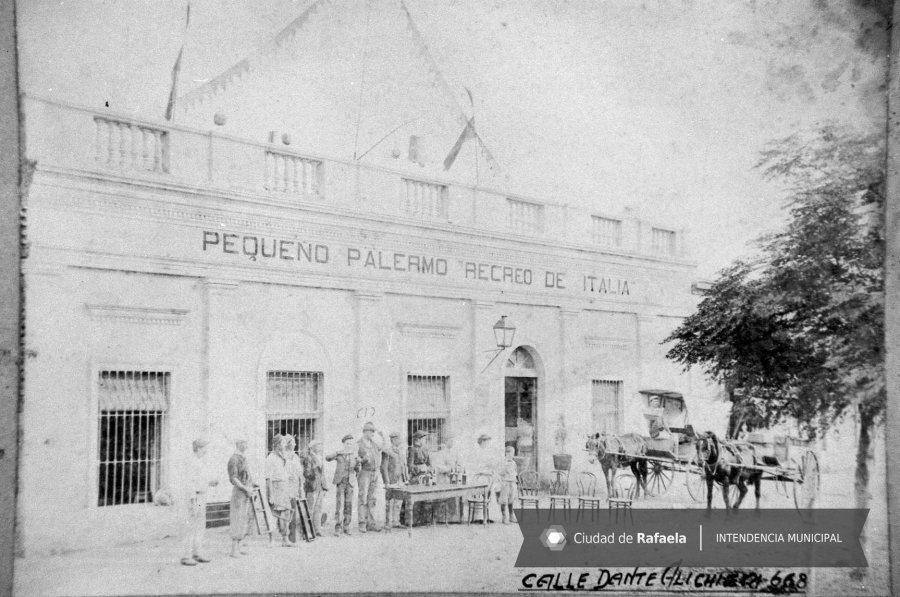 Estuvo ubicado en calle Dante Alighieri 668.