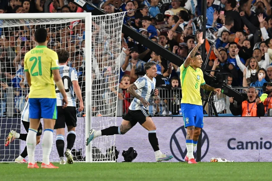 FRUTILLA DEL POSTRE. Terminar primero y delante de Brasil.