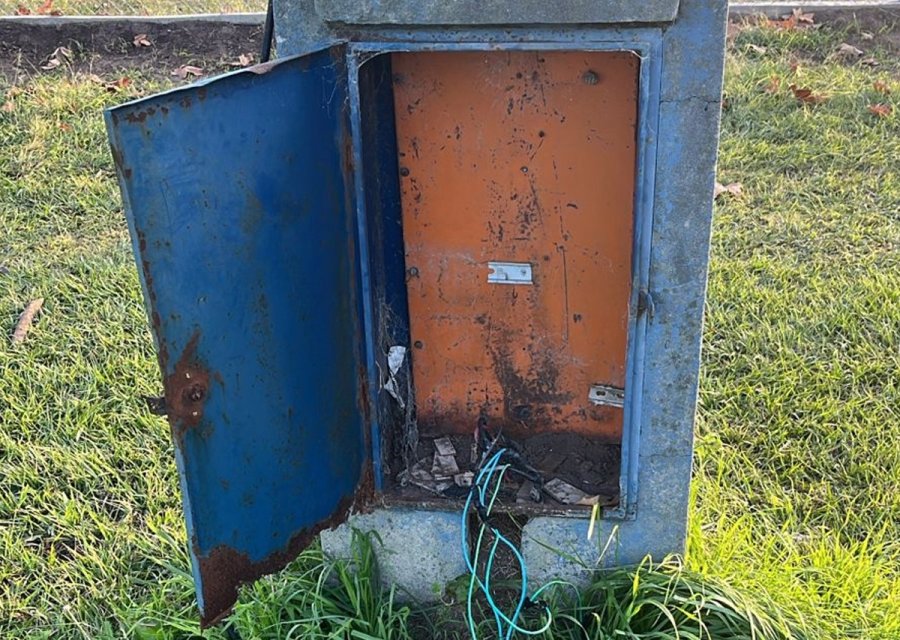 ROBO Y DAÑOS. Se vio afectada parte de la iluminación.