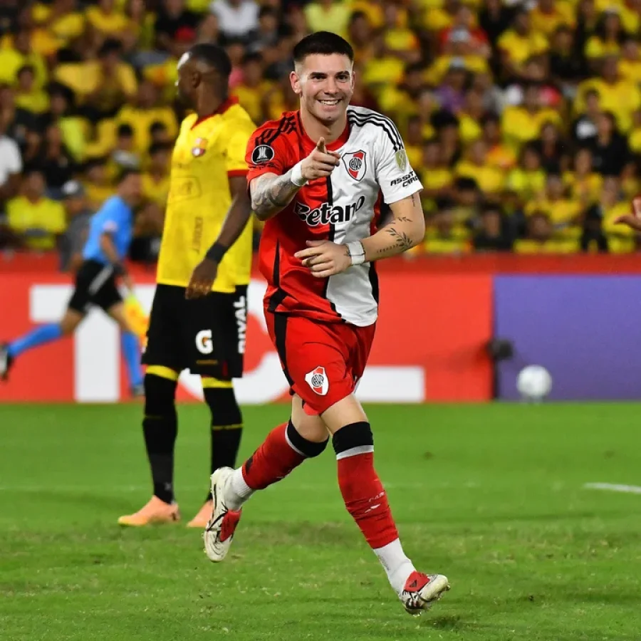 El Real Madrid se adelanta al PSG por Franco Mastantuono.