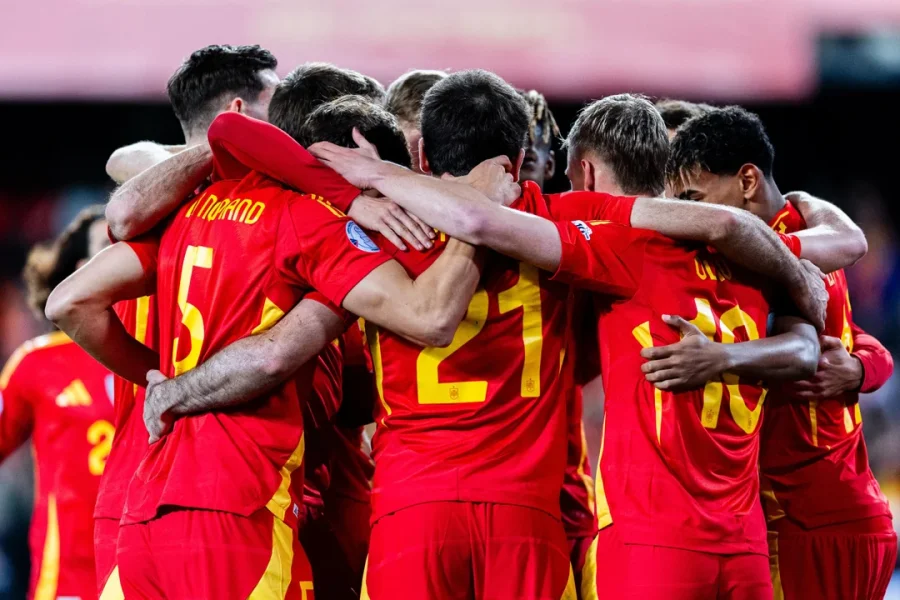 Jugadores de la Selección española festejan un gol en el partido de cuartos de final, ante los Países Bajos.