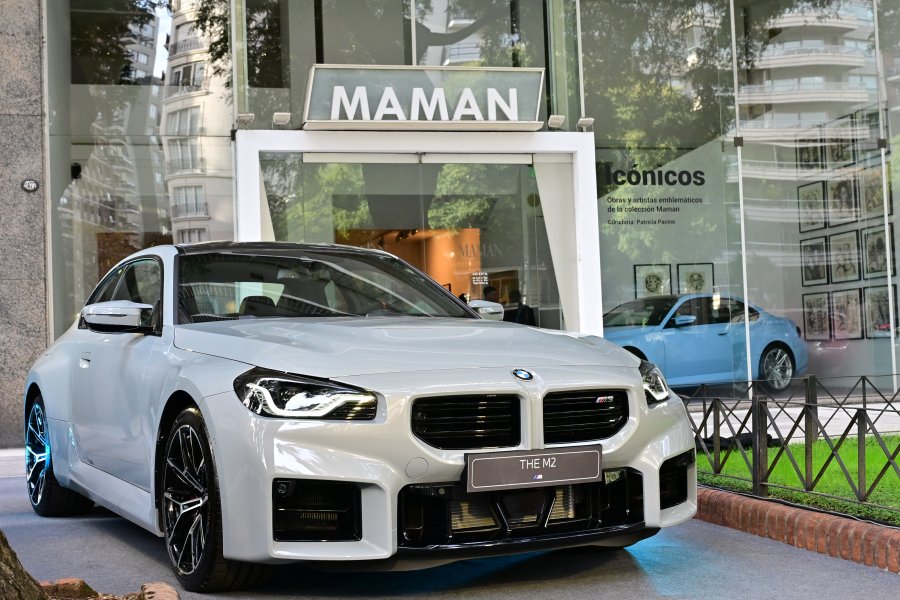 La imponente coupé deportiva regresa al mercado con su nueva generación y la tradicional configuración de seis cilindros y tracción trasera.