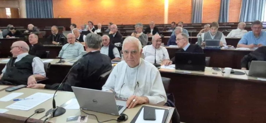 Mons. Jorge Lozano, presidente de la Conferencia Episcopal Argentina..