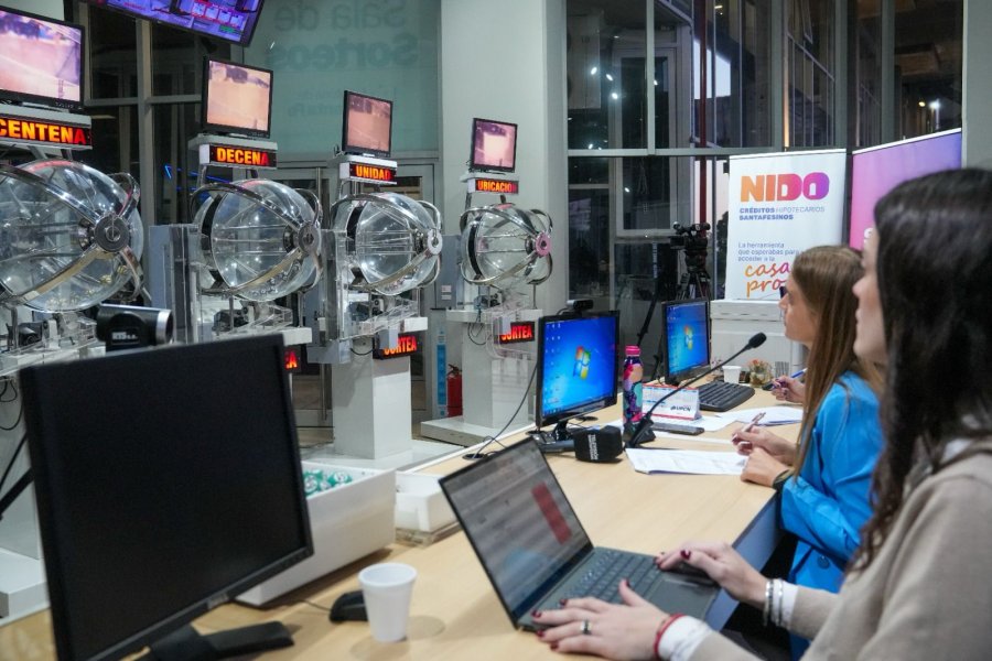 El sorteo se llevó a cabo este lunes en la sede de Lotería de Santa Fe.