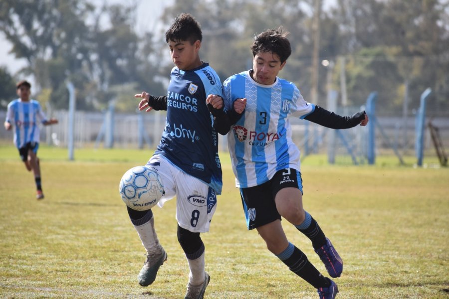 SUMATORIA IDEAL. Atlético se impuso en los tres encuentros ante Belgrano de Paraná.