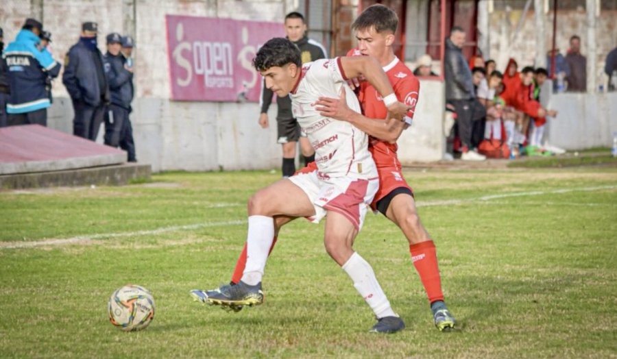 EL LEÓN CAYÓ CON EL ROJO DE CHIVILCOY