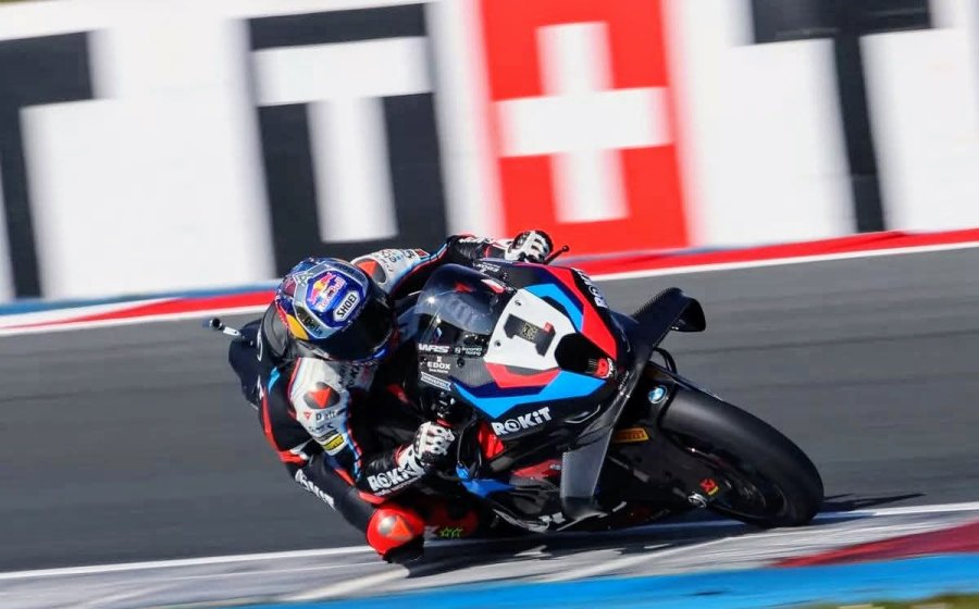 Toprak Razgatlioglu ganó las tres carreras disputadas en Misano.