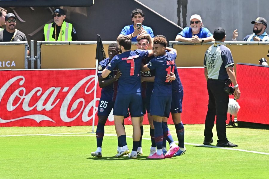 EL PSG GOLEÓ AL ATLÉTICO DE MADRID