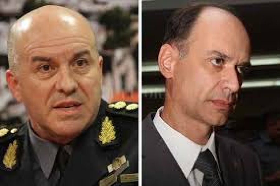 RAFAEL GRAU - OMAR ODRIOZOLA.