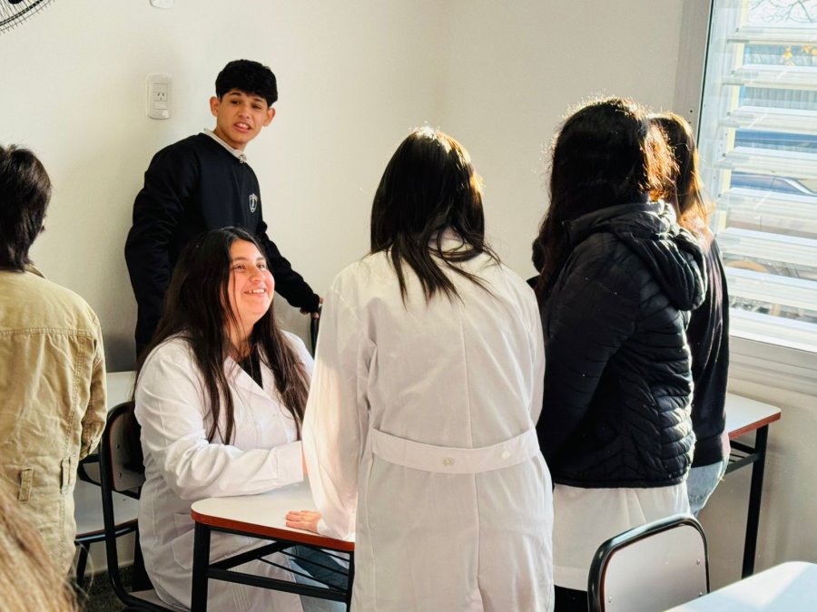 Son tutorías virtuales para terminar la secundaria, que implementa el Gobierno de la Provincia.