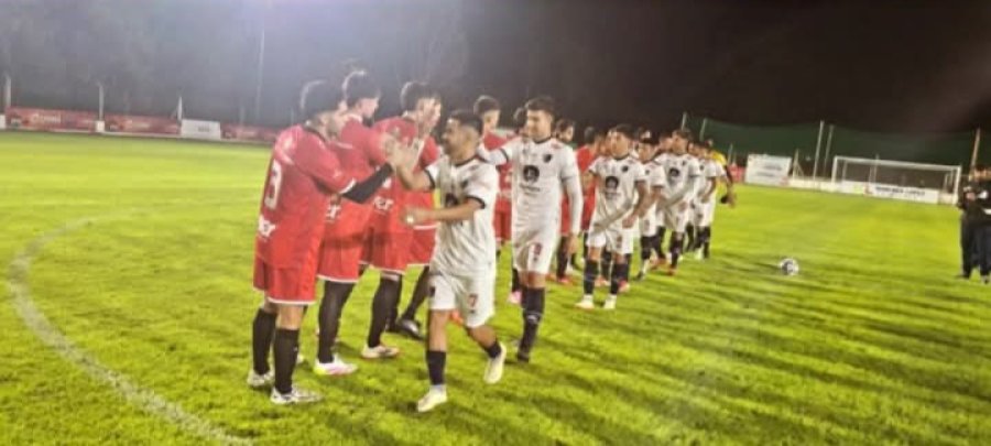 NO PUDO SUMAR. Fue debut con derrota.