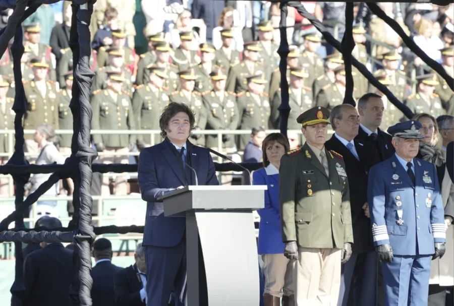El presidente reafirmó su respaldo a las Fuerzas Armadas.