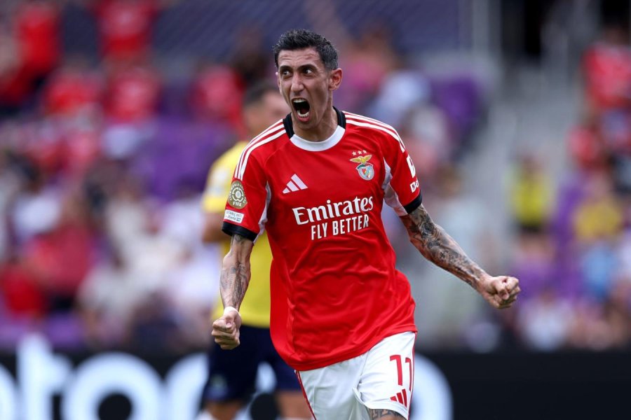 ÁNGEL DI MARÍA CELEBRA UNO DE SUS TANTOS