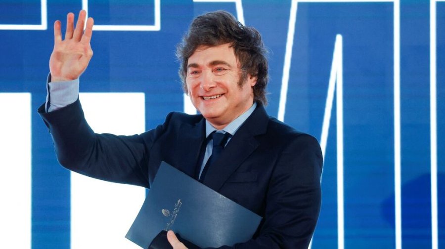 APUNTA A LAS ELECCIONES. Milei intentará recuperar la centralidad política tras la reciente prisión domiciliaria de Cristina Kirchner.