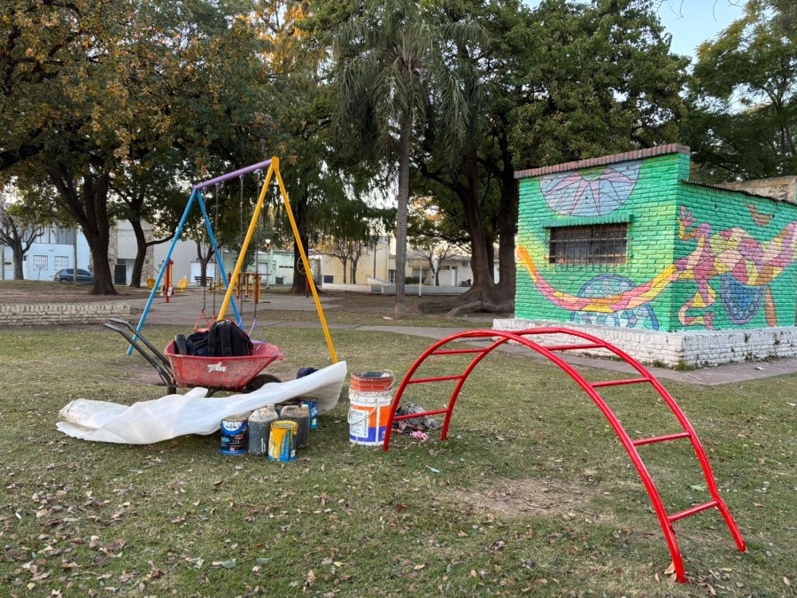 Estas tareas forman parte de un plan integral que busca poner en valor los espacios verdes.