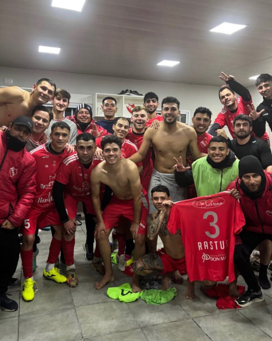 VESTUARIO GANADOR. De local, Josefina tiene una buena campaña.