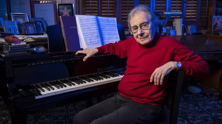 Schifrin deja un legado imborrable para la música de cine y televisión.