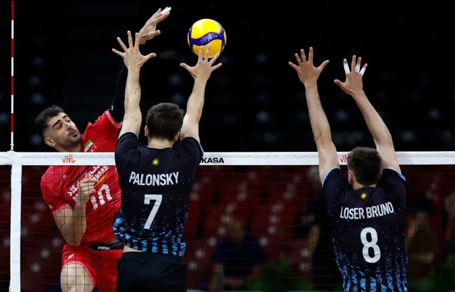 NO PUDO SER. Argentina no pudo prolongar lo hecho en el partido anterior.