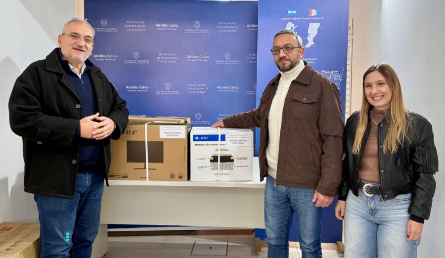 Alcides Calvo, Diego Beggetti y Bárbara Chivallero.