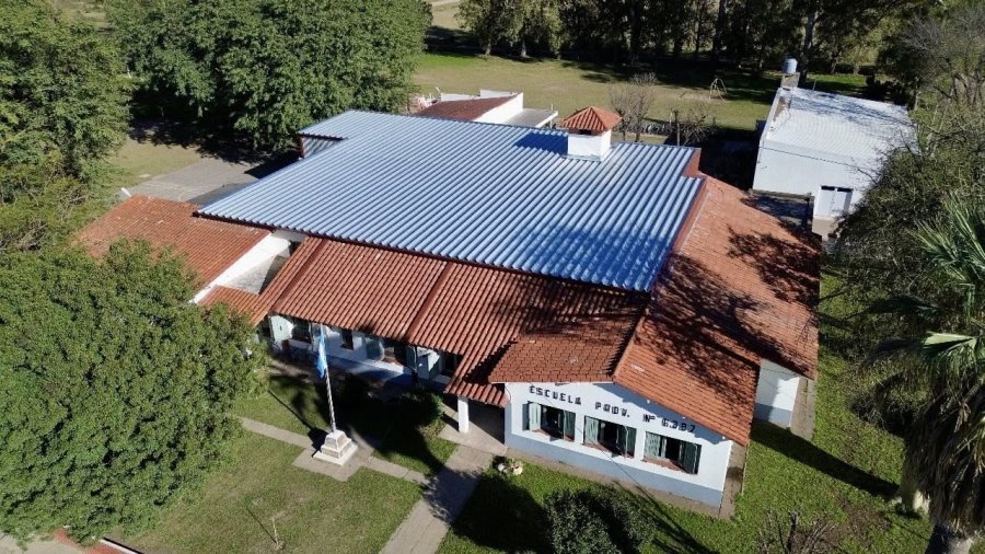 Vista aérea del edificio intervenido.