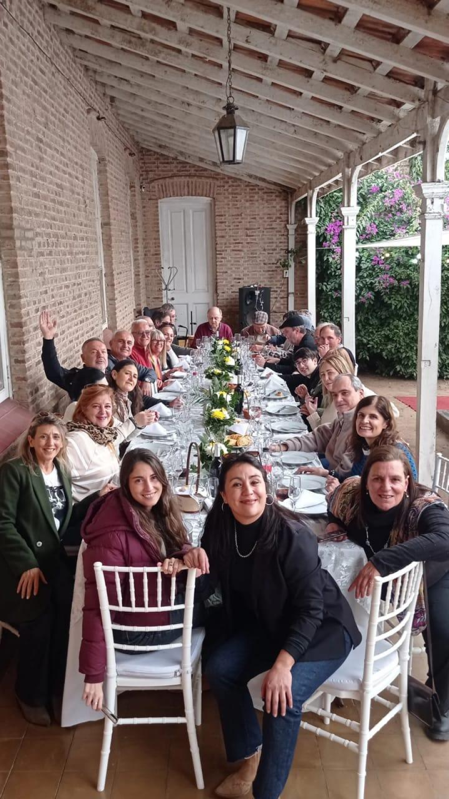 Mediodía de celebración: La galería de La Victorian Casona el sábado 28-06-2025 .
