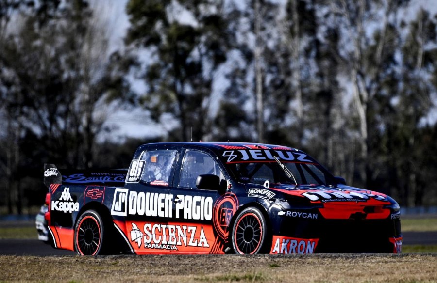 Agustín Canapino venció en la accidentada final de La Plata.