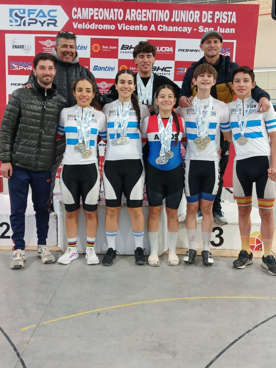GRAN CAMPEONATO. Los juveniles rafaelinos ratificaron el prestigio del ciclismo rafaelino.