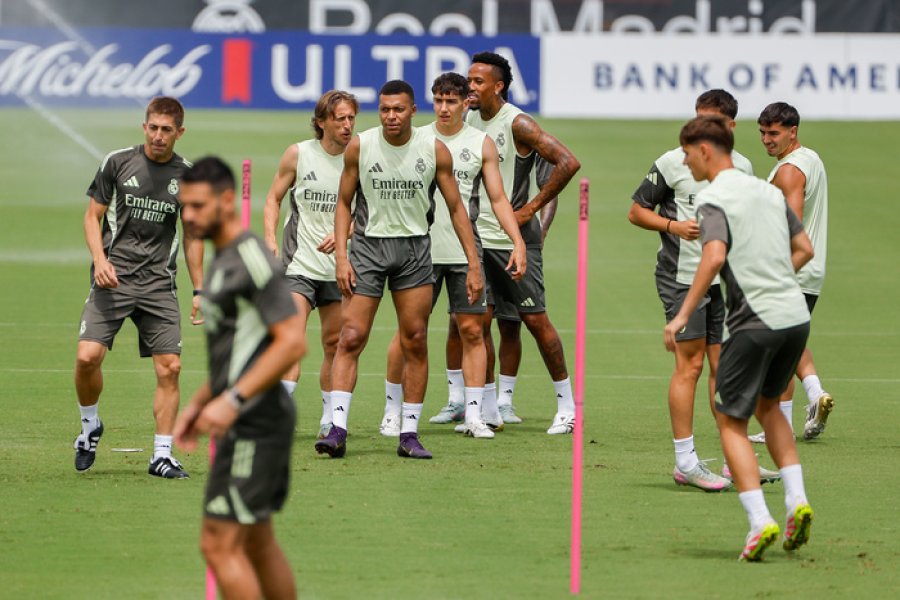 Mbappé está listo para hacer su debut en el torneo.